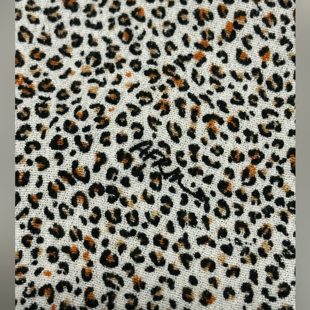 🔥🐆AFRM Leopard Print Cropped Long Sleeve Top - Puffed Sleeves, Keyhole Back - Picture 7 of 8